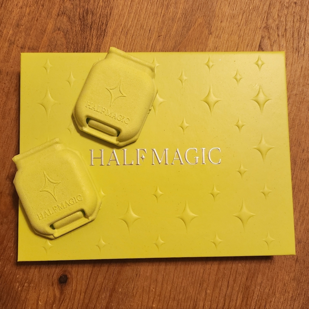 Half Magic ELECTRIC BUTTERFLY and BLUSHING LIZARD + Forever Makeup Palette